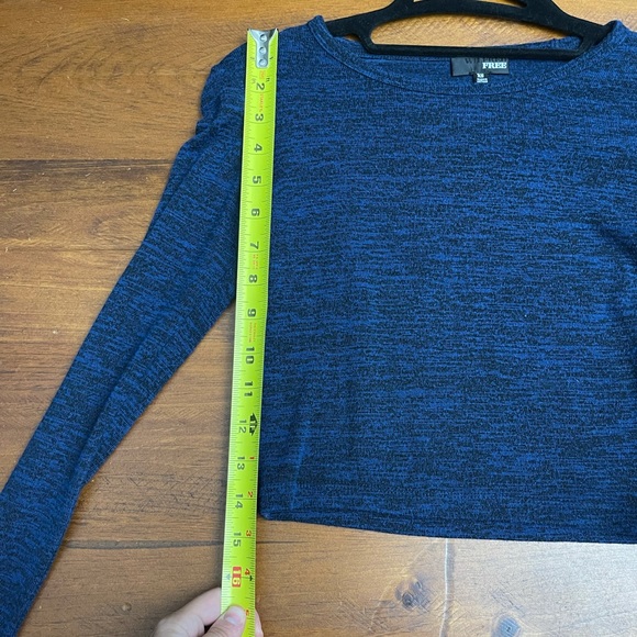 Wilfred Free XS long sleeve crop - Picture 3 of 6